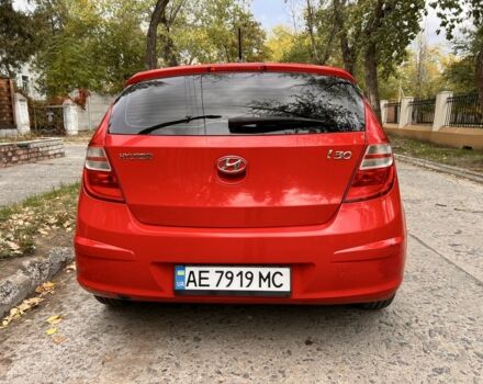 Червоний Хендай i30, об'ємом двигуна 1.4 л та пробігом 290 тис. км за 5200 $, фото 4 на Automoto.ua