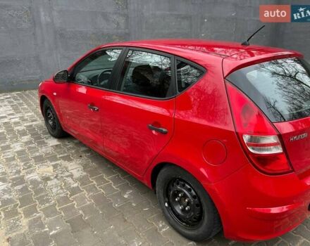 Красный Хендай i30, объемом двигателя 1.4 л и пробегом 234 тыс. км за 5250 $, фото 18 на Automoto.ua