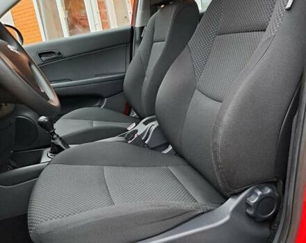 Хендай i30 2009 в Умани на Automoto.ua Красный Хендай i30, объемом двигателя 0 л и пробегом 139 тыс. км за 5850 $, фото 60 на Automoto.ua
