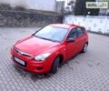 Красный Хендай i30, объемом двигателя 1.4 л и пробегом 154 тыс. км за 4700 $, фото 1 на Automoto.ua