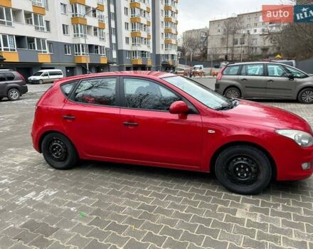 Красный Хендай i30, объемом двигателя 1.4 л и пробегом 234 тыс. км за 5250 $, фото 23 на Automoto.ua