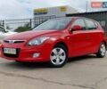 Красный Хендай i30, объемом двигателя 1.4 л и пробегом 201 тыс. км за 6500 $, фото 9 на Automoto.ua
