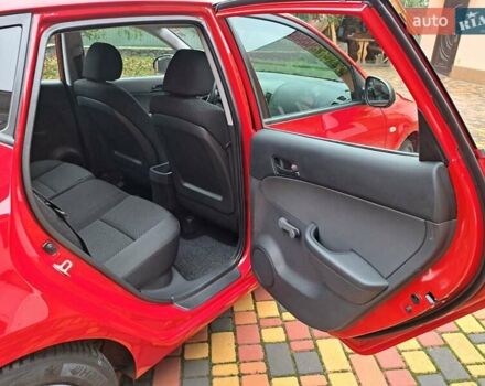 Хендай i30 2009 в Умани на Automoto.ua Красный Хендай i30, объемом двигателя 0 л и пробегом 139 тыс. км за 5850 $, фото 102 на Automoto.ua