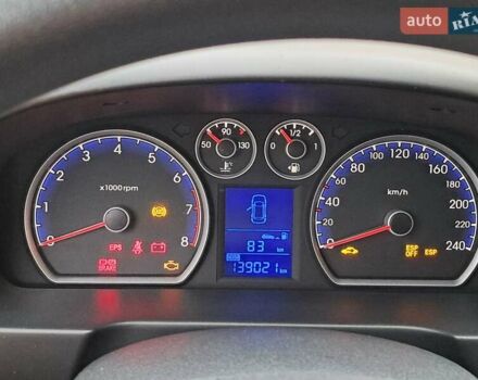 Хендай i30 2009 в Умани на Automoto.ua Красный Хендай i30, объемом двигателя 0 л и пробегом 139 тыс. км за 5850 $, фото 70 на Automoto.ua