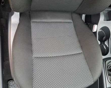 Хендай i30 2009 в Умани на Automoto.ua Красный Хендай i30, объемом двигателя 0 л и пробегом 139 тыс. км за 5850 $, фото 119 на Automoto.ua