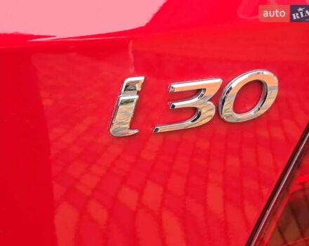 Хендай i30 2009 в Умани на Automoto.ua Красный Хендай i30, объемом двигателя 0 л и пробегом 139 тыс. км за 5850 $, фото 33 на Automoto.ua