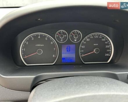 Красный Хендай i30, объемом двигателя 1.4 л и пробегом 234 тыс. км за 5250 $, фото 14 на Automoto.ua