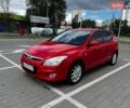 Красный Хендай i30, объемом двигателя 2 л и пробегом 294 тыс. км за 6100 $, фото 1 на Automoto.ua