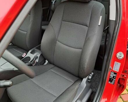 Хендай i30 2009 в Умани на Automoto.ua Красный Хендай i30, объемом двигателя 0 л и пробегом 139 тыс. км за 5850 $, фото 59 на Automoto.ua