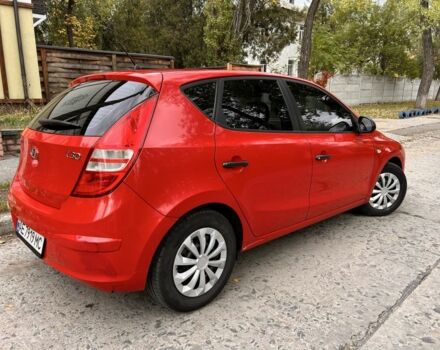 Червоний Хендай i30, об'ємом двигуна 1.4 л та пробігом 290 тис. км за 5200 $, фото 3 на Automoto.ua