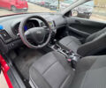 Красный Хендай i30, объемом двигателя 1.4 л и пробегом 140 тыс. км за 5499 $, фото 8 на Automoto.ua