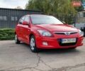 Красный Хендай i30, объемом двигателя 1.4 л и пробегом 201 тыс. км за 6500 $, фото 5 на Automoto.ua