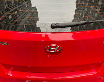 Красный Хендай i30, объемом двигателя 1.59 л и пробегом 195 тыс. км за 7200 $, фото 4 на Automoto.ua