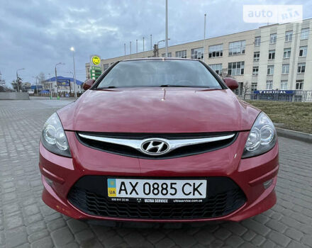 Червоний Хендай i30, об'ємом двигуна 1.4 л та пробігом 122 тис. км за 5700 $, фото 6 на Automoto.ua