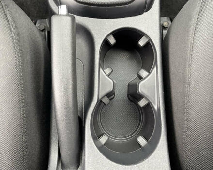 Красный Хендай i30, объемом двигателя 1.59 л и пробегом 195 тыс. км за 7200 $, фото 54 на Automoto.ua