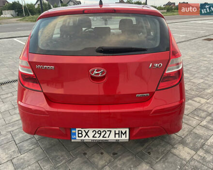 Красный Хендай i30, объемом двигателя 1.58 л и пробегом 178 тыс. км за 5650 $, фото 10 на Automoto.ua