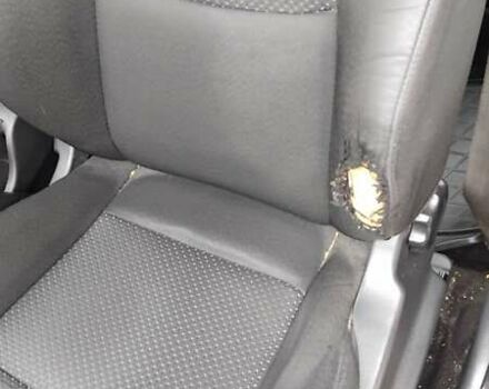 Красный Хендай i30, объемом двигателя 1.4 л и пробегом 235 тыс. км за 5099 $, фото 8 на Automoto.ua