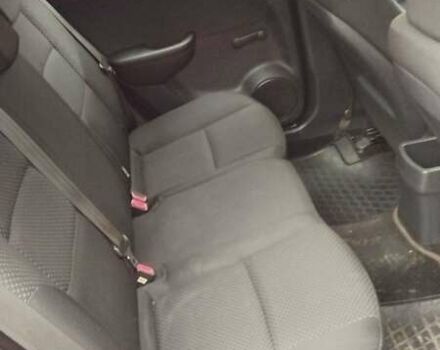 Красный Хендай i30, объемом двигателя 1.4 л и пробегом 235 тыс. км за 5099 $, фото 6 на Automoto.ua