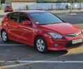Красный Хендай i30, объемом двигателя 1.6 л и пробегом 202 тыс. км за 5600 $, фото 1 на Automoto.ua