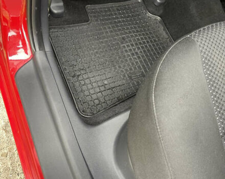 Красный Хендай i30, объемом двигателя 1.59 л и пробегом 195 тыс. км за 7200 $, фото 19 на Automoto.ua