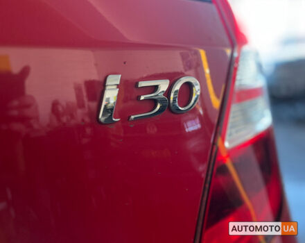 Красный Хендай i30, объемом двигателя 1.4 л и пробегом 182 тыс. км за 6300 $, фото 21 на Automoto.ua