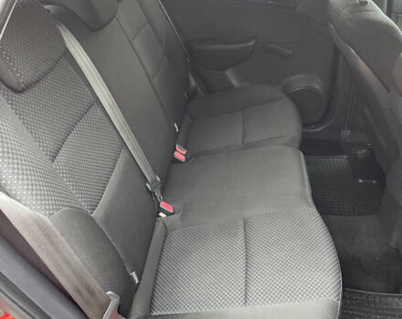 Красный Хендай i30, объемом двигателя 1.59 л и пробегом 195 тыс. км за 7200 $, фото 21 на Automoto.ua