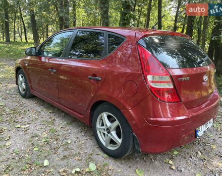 Красный Хендай i30, объемом двигателя 1.6 л и пробегом 225 тыс. км за 6100 $, фото 16 на Automoto.ua
