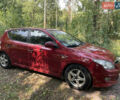 Красный Хендай i30, объемом двигателя 1.6 л и пробегом 225 тыс. км за 6100 $, фото 8 на Automoto.ua