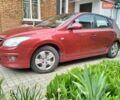 Красный Хендай i30, объемом двигателя 1.58 л и пробегом 186 тыс. км за 6500 $, фото 2 на Automoto.ua