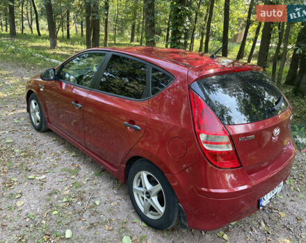 Красный Хендай i30, объемом двигателя 1.6 л и пробегом 225 тыс. км за 6100 $, фото 17 на Automoto.ua