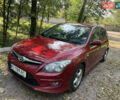 Красный Хендай i30, объемом двигателя 1.6 л и пробегом 225 тыс. км за 6100 $, фото 2 на Automoto.ua