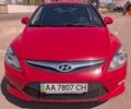 Красный Хендай i30, объемом двигателя 1.6 л и пробегом 319 тыс. км за 5300 $, фото 1 на Automoto.ua