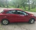 Красный Хендай i30, объемом двигателя 1.6 л и пробегом 100 тыс. км за 7500 $, фото 3 на Automoto.ua