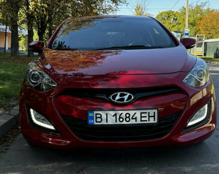Красный Хендай i30, объемом двигателя 1.59 л и пробегом 182 тыс. км за 9200 $, фото 2 на Automoto.ua