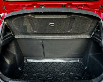 Красный Хендай i30, объемом двигателя 1.59 л и пробегом 182 тыс. км за 9200 $, фото 27 на Automoto.ua