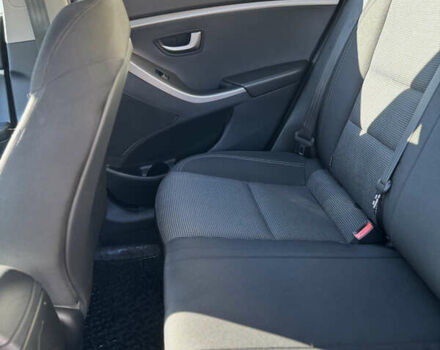 Червоний Хендай i30, об'ємом двигуна 1.4 л та пробігом 70 тис. км за 12500 $, фото 12 на Automoto.ua