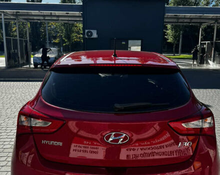 Красный Хендай i30, объемом двигателя 1.59 л и пробегом 182 тыс. км за 9200 $, фото 15 на Automoto.ua