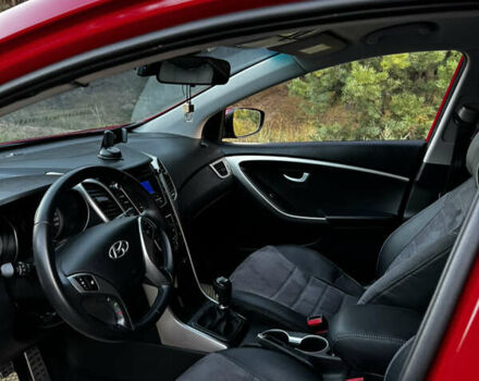 Красный Хендай i30, объемом двигателя 1.59 л и пробегом 182 тыс. км за 9200 $, фото 29 на Automoto.ua