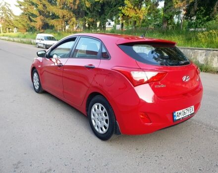 Красный Хендай i30, объемом двигателя 1.4 л и пробегом 177 тыс. км за 6650 $, фото 2 на Automoto.ua