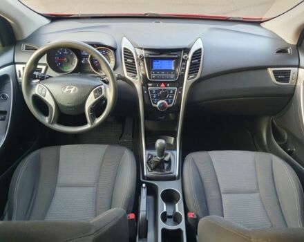 Красный Хендай i30, объемом двигателя 1.4 л и пробегом 177 тыс. км за 6650 $, фото 6 на Automoto.ua