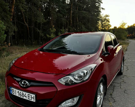 Красный Хендай i30, объемом двигателя 1.59 л и пробегом 182 тыс. км за 9200 $, фото 1 на Automoto.ua