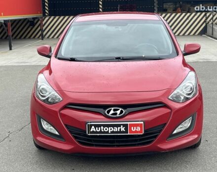 Хендай i30 2013 в Киеве на Automoto.ua Красный Хендай i30, объемом двигателя 1.4 л и пробегом 122 тыс. км за 9790 $, фото 1 на Automoto.ua