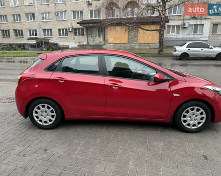 Червоний Хендай i30, об'ємом двигуна 1.4 л та пробігом 72 тис. км за 7800 $, фото 6 на Automoto.ua