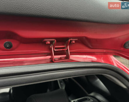 Червоний Хендай i30, об'ємом двигуна 1.4 л та пробігом 72 тис. км за 7800 $, фото 19 на Automoto.ua