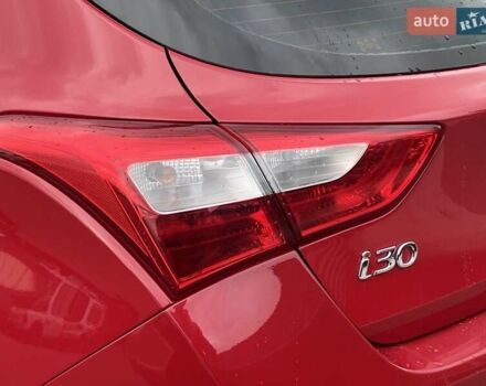 Хендай i30 2013 в Киеве на Automoto.ua Красный Хендай i30, объемом двигателя 1.4 л и пробегом 122 тыс. км за 9790 $, фото 27 на Automoto.ua