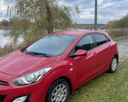 Хендай i30 2013 в Емильчином на Automoto.ua Красный Хендай i30, объемом двигателя 1.4 л и пробегом 85 тыс. км за 8200 $, фото 1 на Automoto.ua