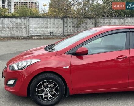 Хендай i30 2013 в Киеве на Automoto.ua Красный Хендай i30, объемом двигателя 1.4 л и пробегом 122 тыс. км за 9790 $, фото 9 на Automoto.ua