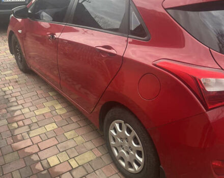 Червоний Хендай i30, об'ємом двигуна 1.6 л та пробігом 140 тис. км за 6500 $, фото 2 на Automoto.ua