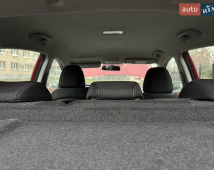 Червоний Хендай i30, об'ємом двигуна 1.4 л та пробігом 72 тис. км за 7800 $, фото 18 на Automoto.ua