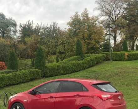 Красный Хендай i30, объемом двигателя 1.6 л и пробегом 233 тыс. км за 10500 $, фото 2 на Automoto.ua